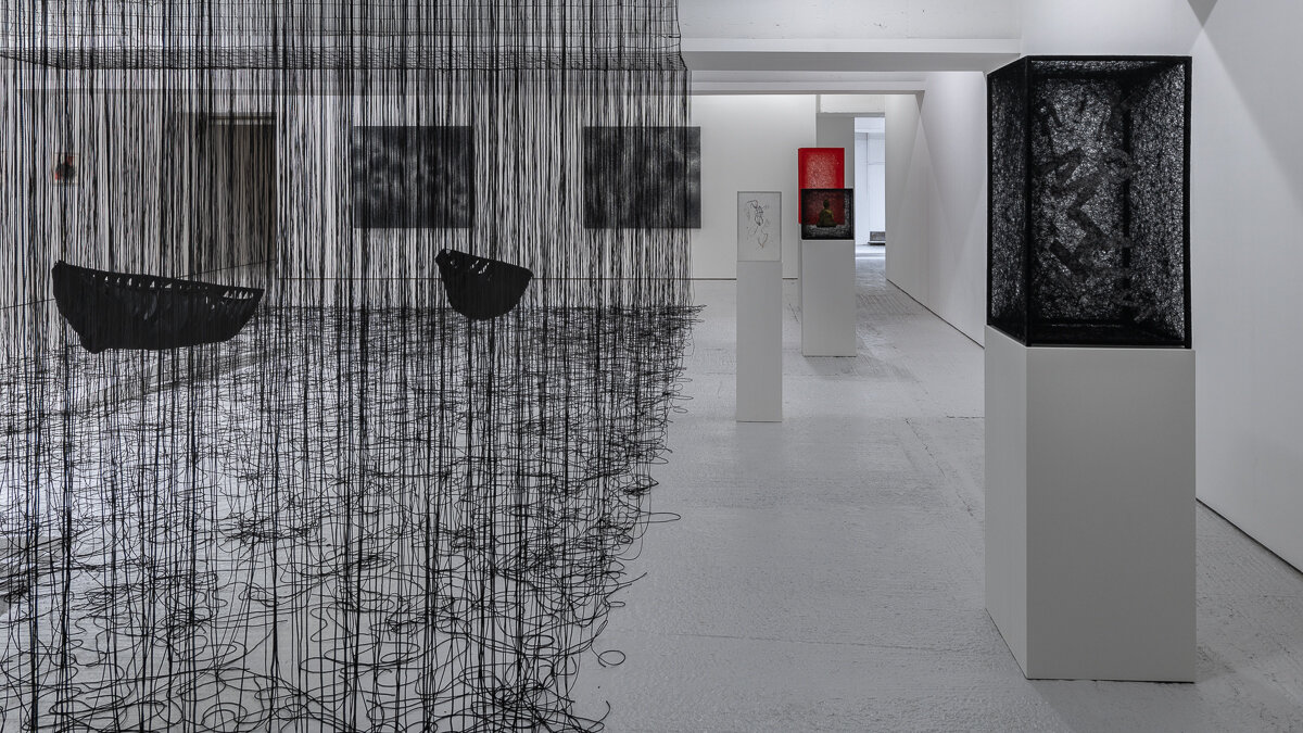 CHIHARU SHIOTA–塩田千春 CHIHARU SHIOTA–塩田千春